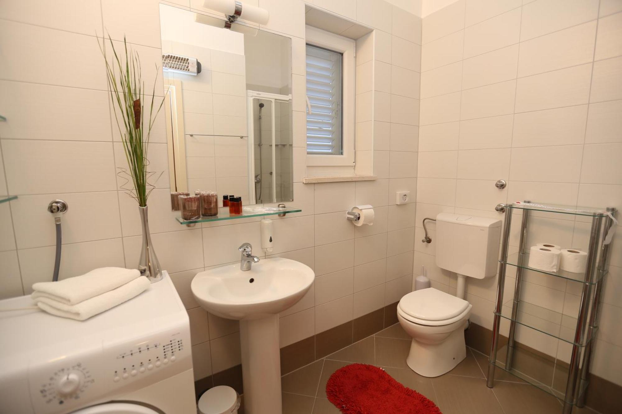 Apartments Lavica Beach Dumicic Podstrana Quarto foto